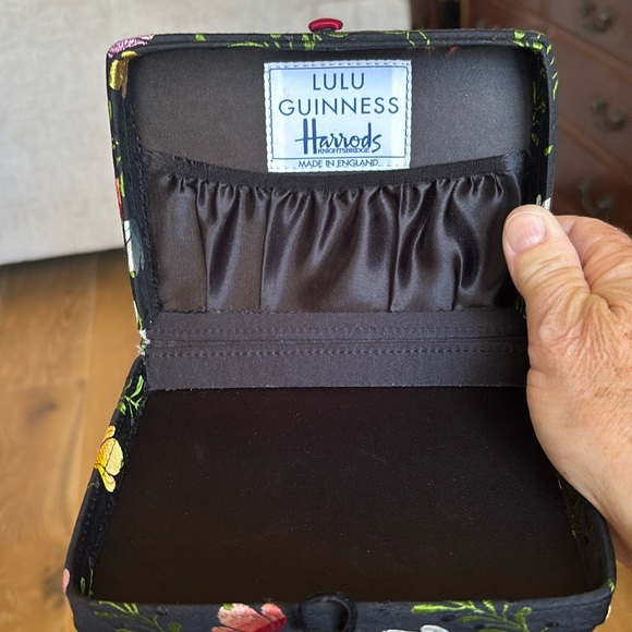 Lulu Guinness Handbags - LULU Guinness Harrods Knightsbridge, purse, box, clutch.